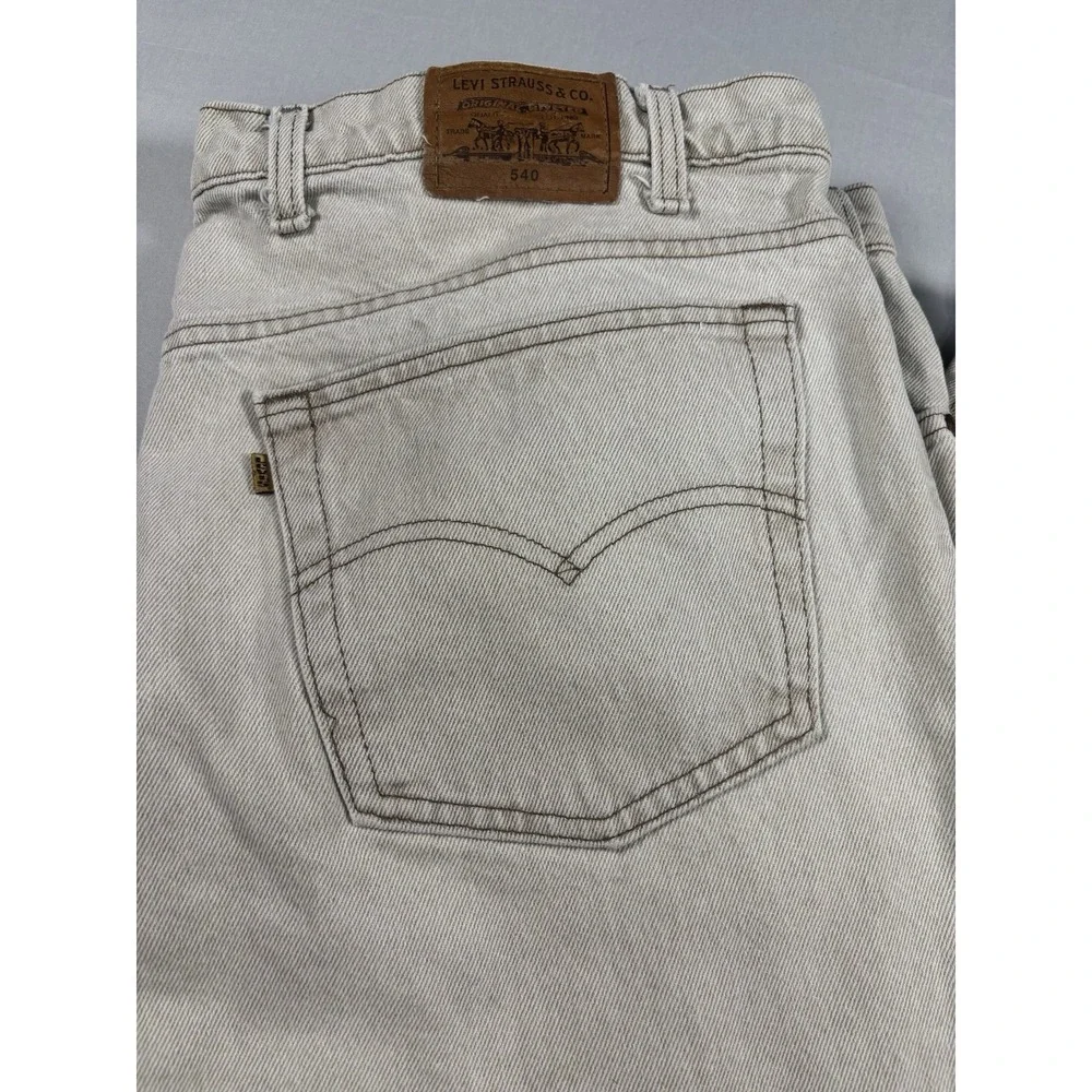Vintage Levis 540 Mens 46x32 Beige USA Made Brown Tab Relaxed Fit Jeans
